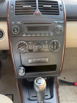 Mercedes-benz a150 - 10