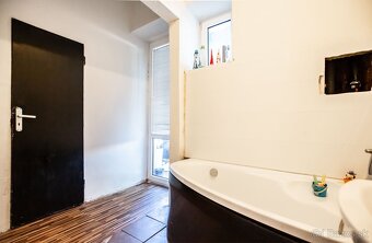 3-izbový byt vhodný na rekonštrukciu s parkovaním a záhradou - 10