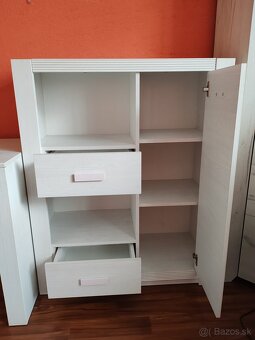 Dievčenský nábytok do detskej izby - 10