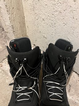 Predám snowboard s topánkami a viazaním NITRO - 10
