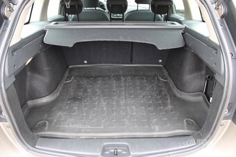 Dacia Logan MCV 1,2 i 55 kW - 10