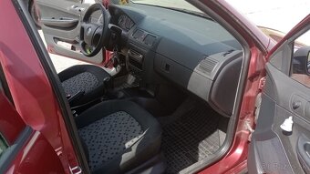 Škoda Fabia 1.2 HTP 47KW - 10
