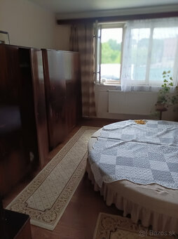 Rodinný dom – Stakčín, centrum, 820 m² pozemok, garáž - 10