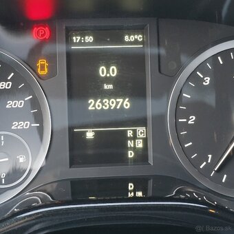Mercedes Vito 9 miest - 10