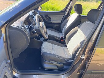 Škoda Roomster 1.2 TSI Comfort - 10