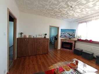 Predám prerobený 3i. Byt s krásnym výhľadom. - 10