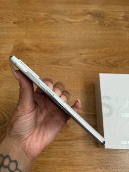 Samsung Galaxy S20Fe - 10