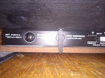 Gramorádio Tesla Synkopa 1032 A - 10