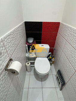 Predám rodinný dom v obci Žitavce - 10