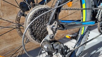 Genesis Solution 2.0 27,5" - 10