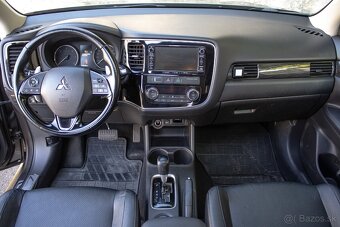 MITSUBISHI OUTLANDER 2.2 DI-D Intense+ A/T - 10