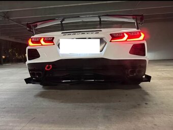 CORVETTE C8 - 10