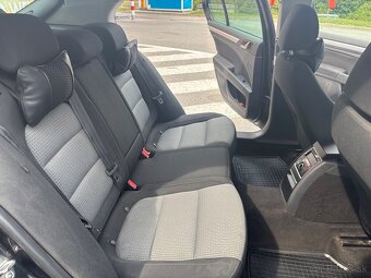 Škoda Superb 2.0 TDi 103kW 2012 268500km - 10