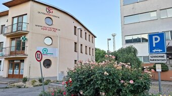 Prenajmem suchú peknú veľkú garáž KE Juh Krivá ul. po rekonš - 10