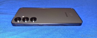 Samsung Galaxy S24 FE 8GB/256GB Top stav ako Nový - 10