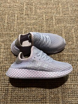 13x Dámské sportovní tenisky Adidas Deerupt Runner - 10