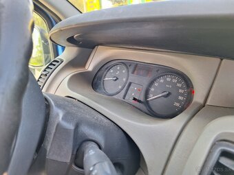 OPEL VIVARO 1,9 DIESEL 8 MIESTNY BUS - 10