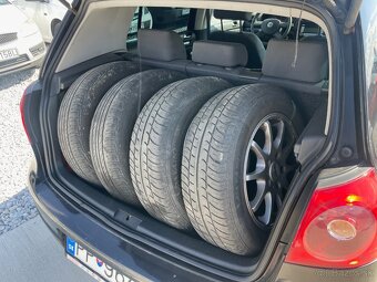Volkswagen Golf 2.0 TDI - 10