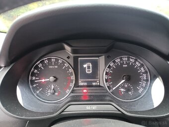 Škoda Octavia III combi - 10