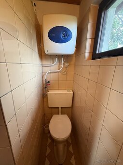 PREDAJ - STAVEBNÝ POZEMOK S CHATKOU - ČARADICE - 10