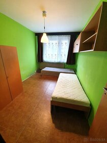 Predám 4 izbový byt na Haanovej ulici v Petržalke - 10