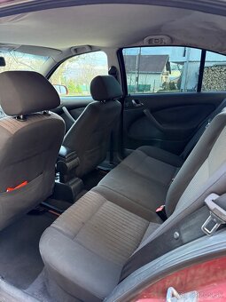 Škoda Octavia 1 1,6i - 10
