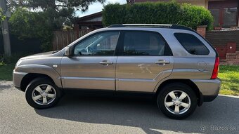 Kia Sportage 2,0i Active Facelift - 10
