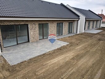 Skolaudované novostavby 4-izbových rodinných domov, Rakoľuby - 10