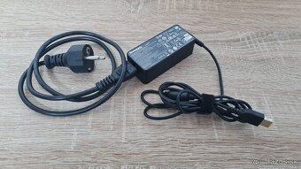 Lenovo nabijacka - 10