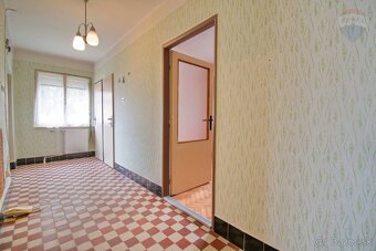 Na predaj 3 izbový rodinný dom, prístavba, garáž, pozemok 72 - 10