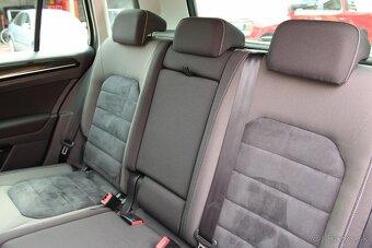 VW Sportsvan 2.0 TDi Highline - 10