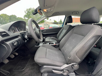 Mercedes-Benz A150 benzín, 70kW, MT/5, rok:03.2009. - 10