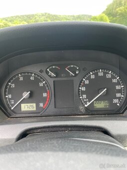 Škoda Fabia 1.4 MPI 50 KW r. 2000 - 10