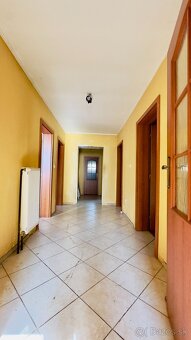 Rodinný dom Košice Barca s veľkým pozemkom - 10