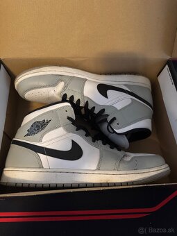 Air Jordan 1 Mid “Light Smoke Grey” - 10