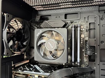 Ryzen 7 3800XT\16GB\RTX 3060\SSD\650W Zdro - 10