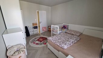 PRENÁJOM- Poprad 3-izbový byt centrum, 2 garáž.státia, balkó - 10