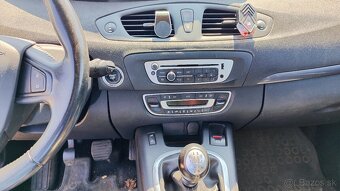 Renault Grand Scénic 1.6 dCi S&S Bose - 10