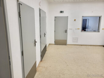 Montáž interiérových dverí - 10