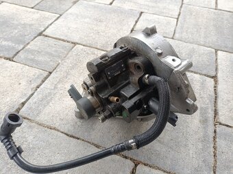 Predám diely na motor 2.0 HDI 66kw RHY/RHZ - 10