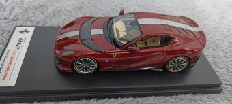 Predám model Ferrari 812 Competizione 1:43 Looksmart - 10