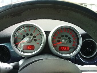 Mini Cooper S 120kw rok 2006 Edice Checkmate, tk 2027 - 10