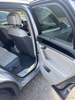 Volkswagen Touareg 3.0 V6 TDI SCR 286k Elegance 4Motion - 10