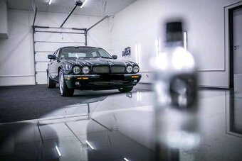 JAGUAR XJR 4.0 V8 Supercharged - 10