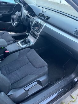 Volkswagen Passat 2.0 TDI 2010 Comfortline DPF - 10