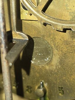 Starozitne krbove hodiny a svietniky.....cislo 13 - 10