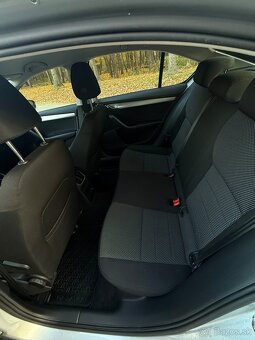 Škoda Octavia 3 1.6 TDi 81 kw - 10