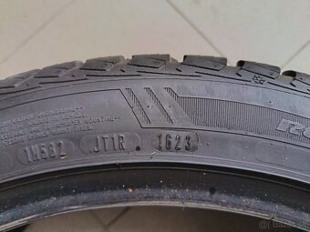 celoročne pneu Goodyear 225/45 R19 - 10