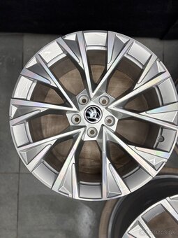 5x112 r18 Superb 3 superb 4 nove disky - 10