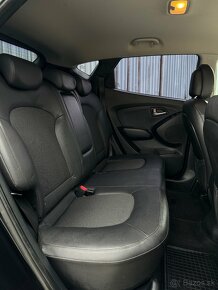 Hyundai ix35 2.0 CRDi VGT Premium 4x4 Automat - 10